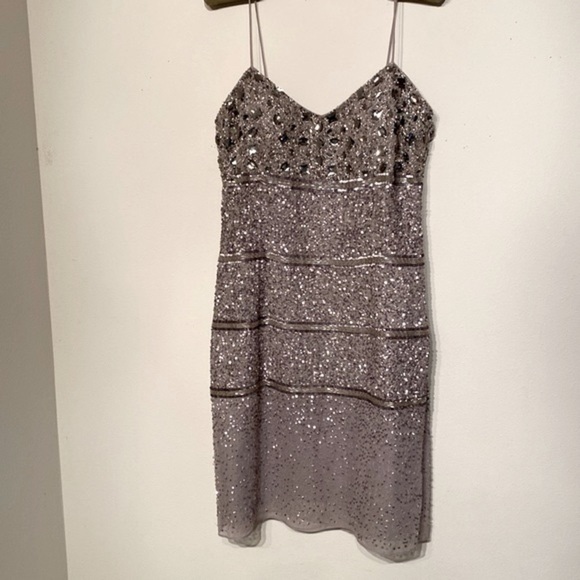 Aidan Mattox Party Dress sequined and beaded spaghetti straps in Platinum size 8 - Picture 2 of 13